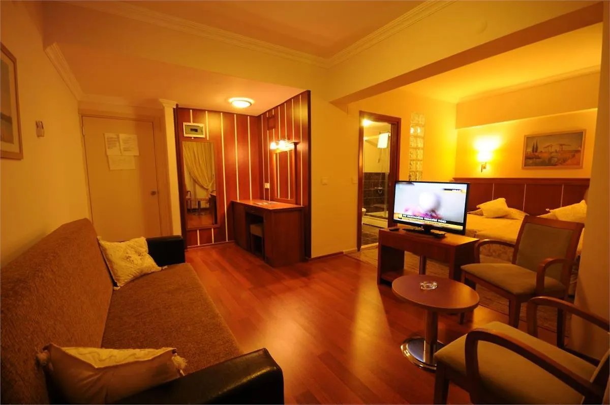 Diva Hotel 伊丘美勒 2*,  土耳其